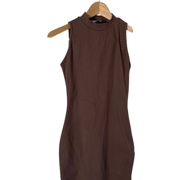 BUMPSUIT Maternity Mock Neck Maxi Rib Dress - Picture 4 of 12